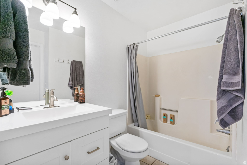 1228 E WATERSIDE CV #12 Cottonwood Heights, UT 84047