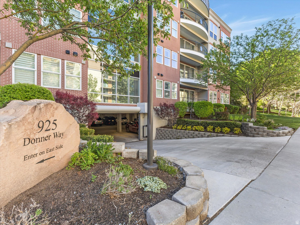 925 S DONNER WAY #3400 Salt Lake City, UT 84108