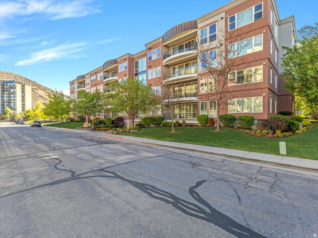 925 S DONNER WAY #3400 Salt Lake City, UT 84108