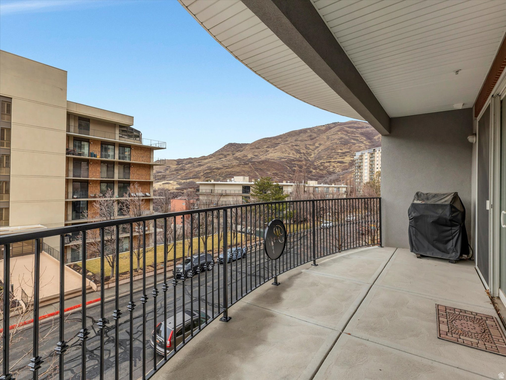 925 S DONNER WAY #3400 Salt Lake City, UT 84108
