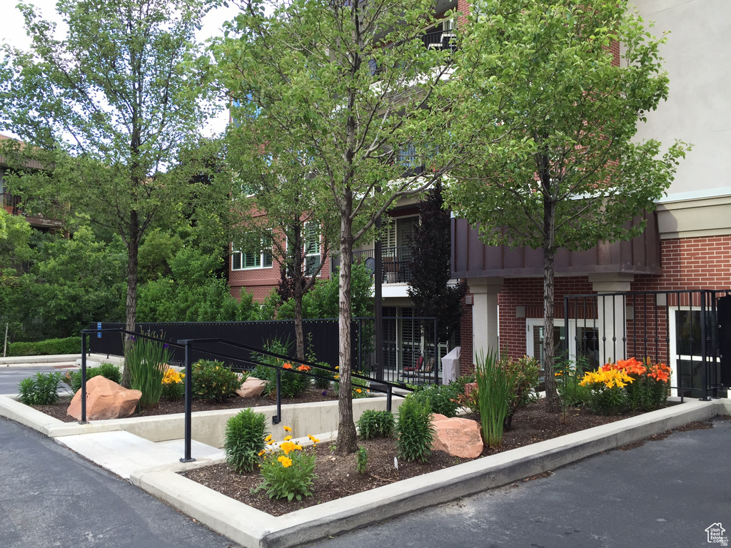 925 S DONNER WAY #3400 Salt Lake City, UT 84108