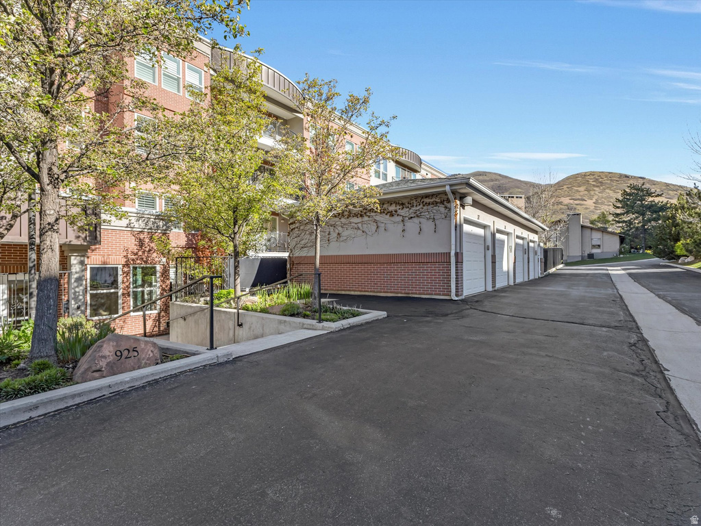 925 S DONNER WAY #3400 Salt Lake City, UT 84108