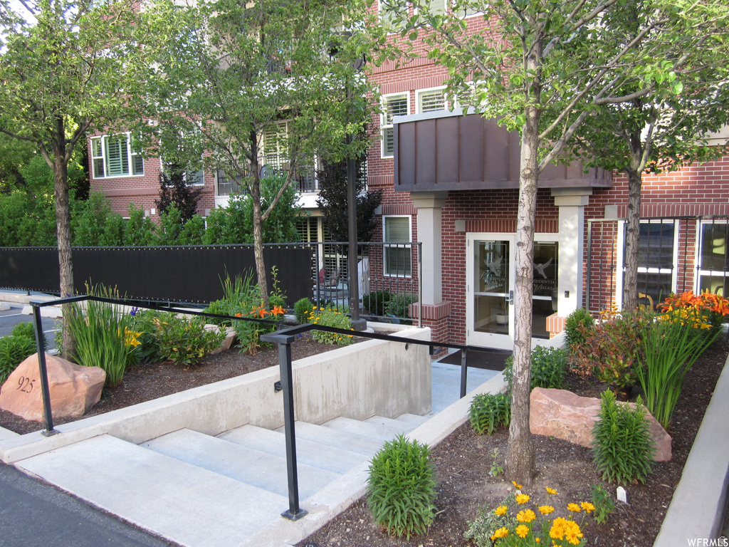 925 S DONNER WAY #3400 Salt Lake City, UT 84108