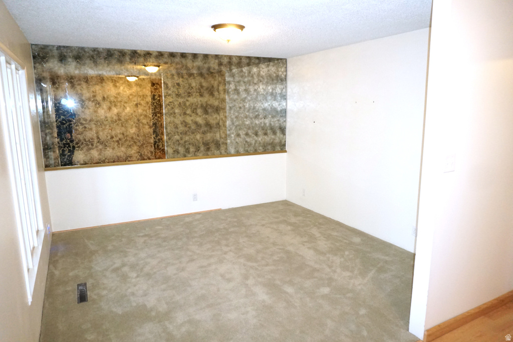 261 N 500 E American Fork, UT 84003