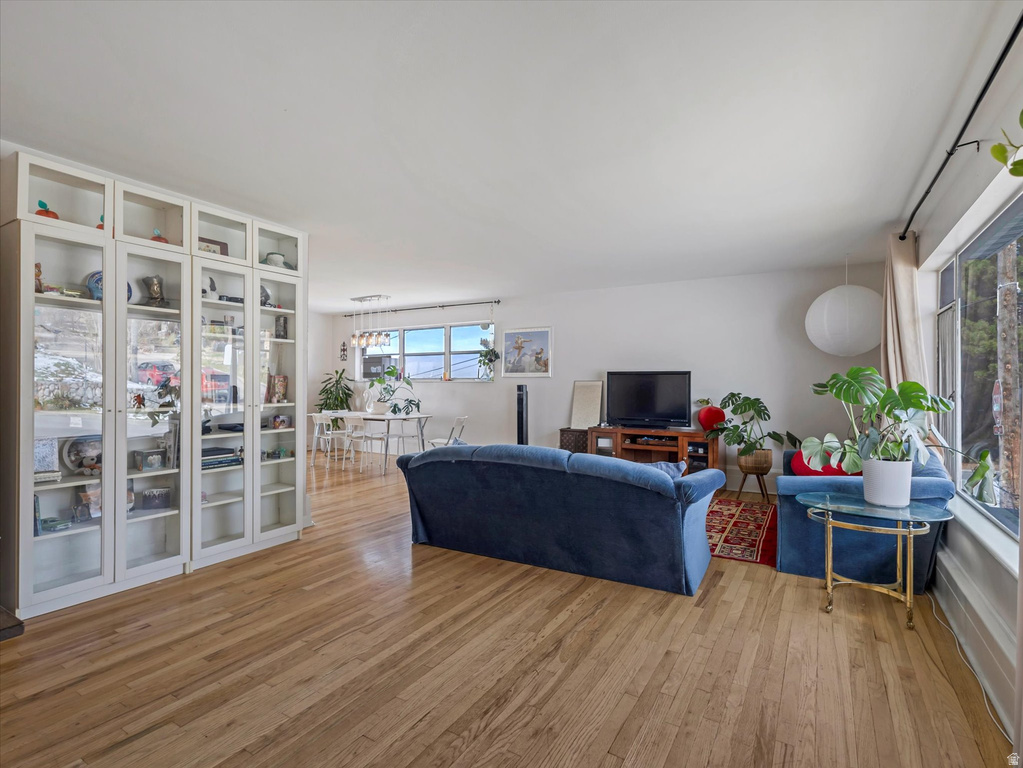 517 N WEST CAPITOL ST Salt Lake City, UT 84103