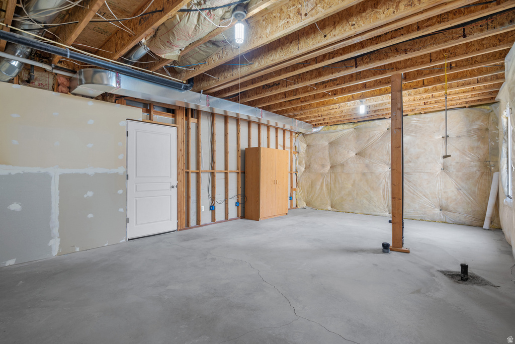 2901 W TABLE ROCK DR Taylorsville, UT 84129