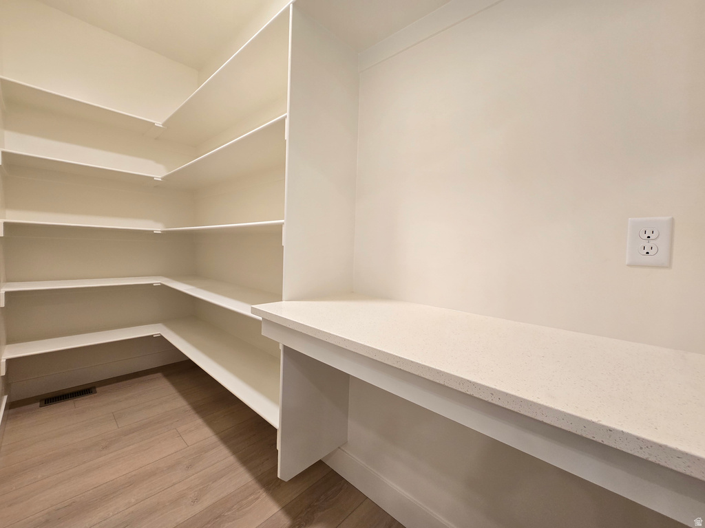 1019 W 200 N Clearfield, UT 84015