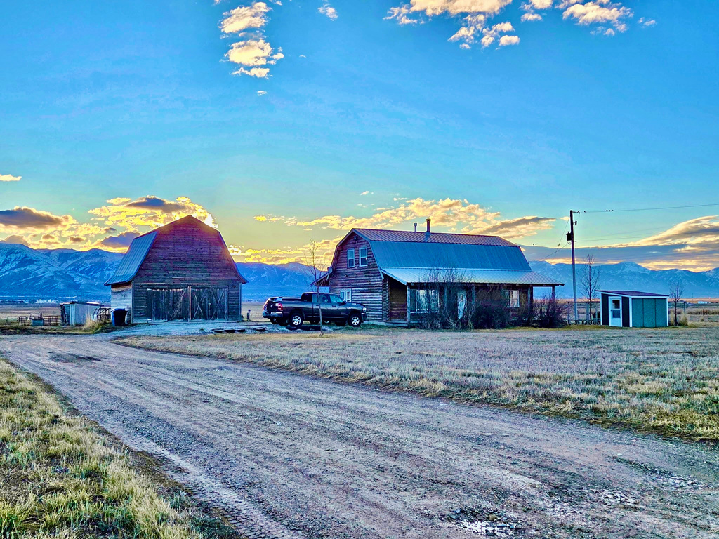 6645 N 4800 W Amalga, UT 84335