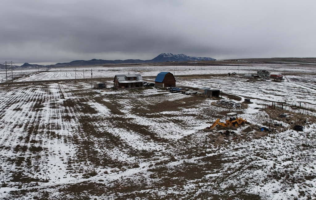 6645 N 4800 W Amalga, UT 84335