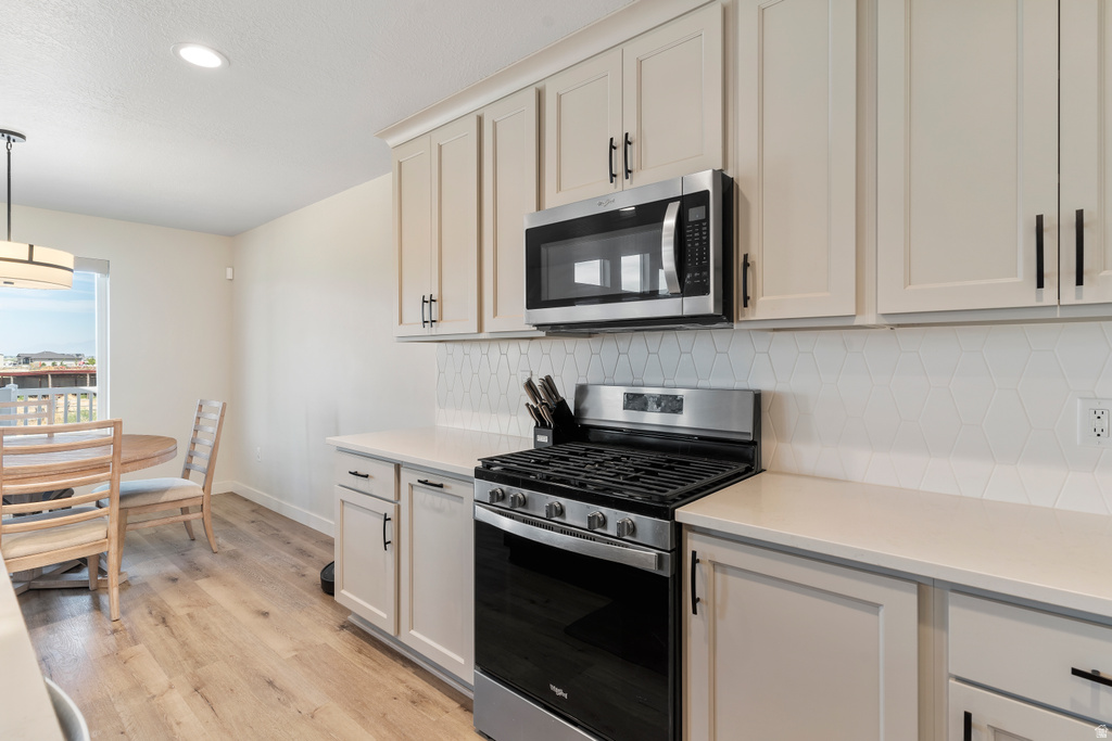 5478 W 3750 S Hooper, UT 84315