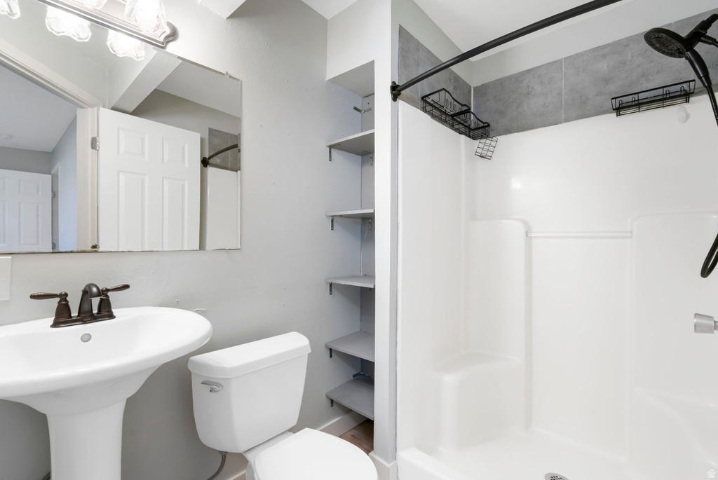 2805 W 2935 S West Valley City, UT 84119