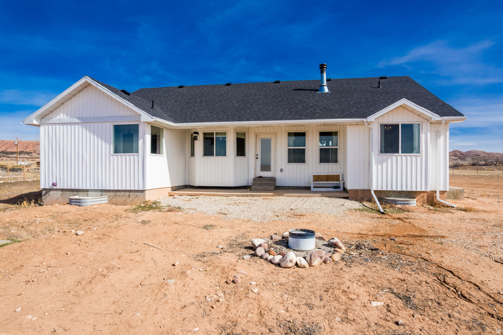 8356 N 9750 E Lapoint, UT 84039