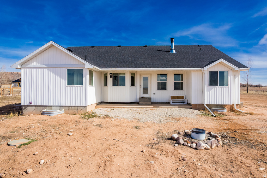 8356 N 9750 E Lapoint, UT 84039