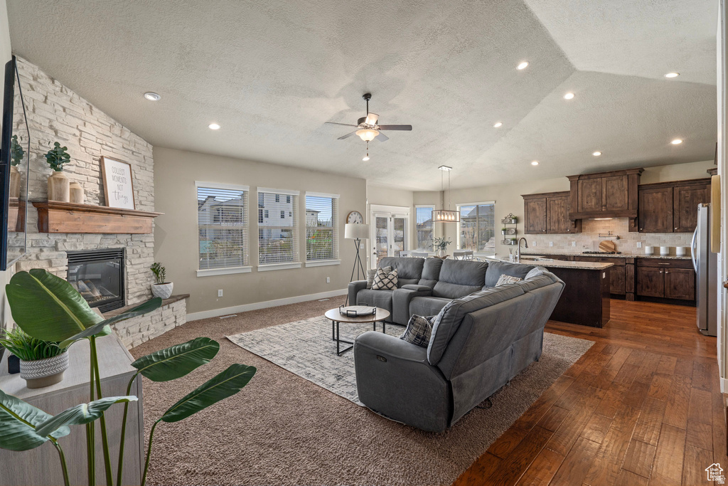 9110 N ALEXIS LN Eagle Mountain, UT 84005