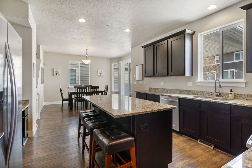 6891 S SUZANNE DR Midvale, UT 84047