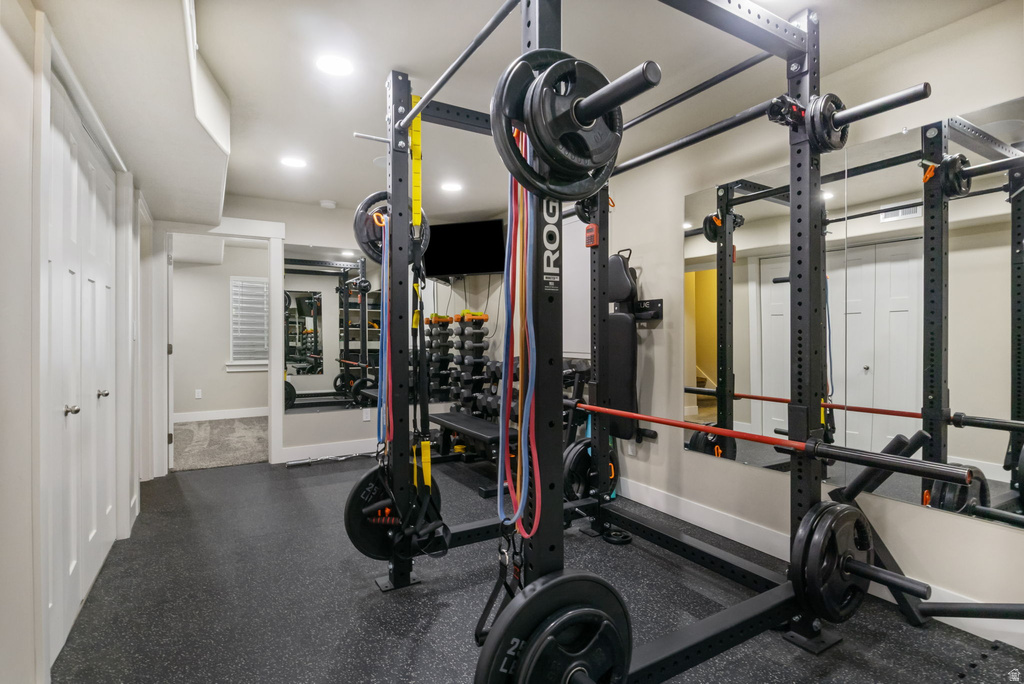 6891 S SUZANNE DR Midvale, UT 84047