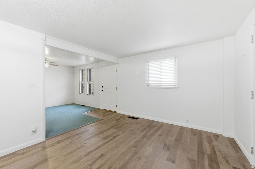 1619 S 700 W Woods Cross, UT 84087