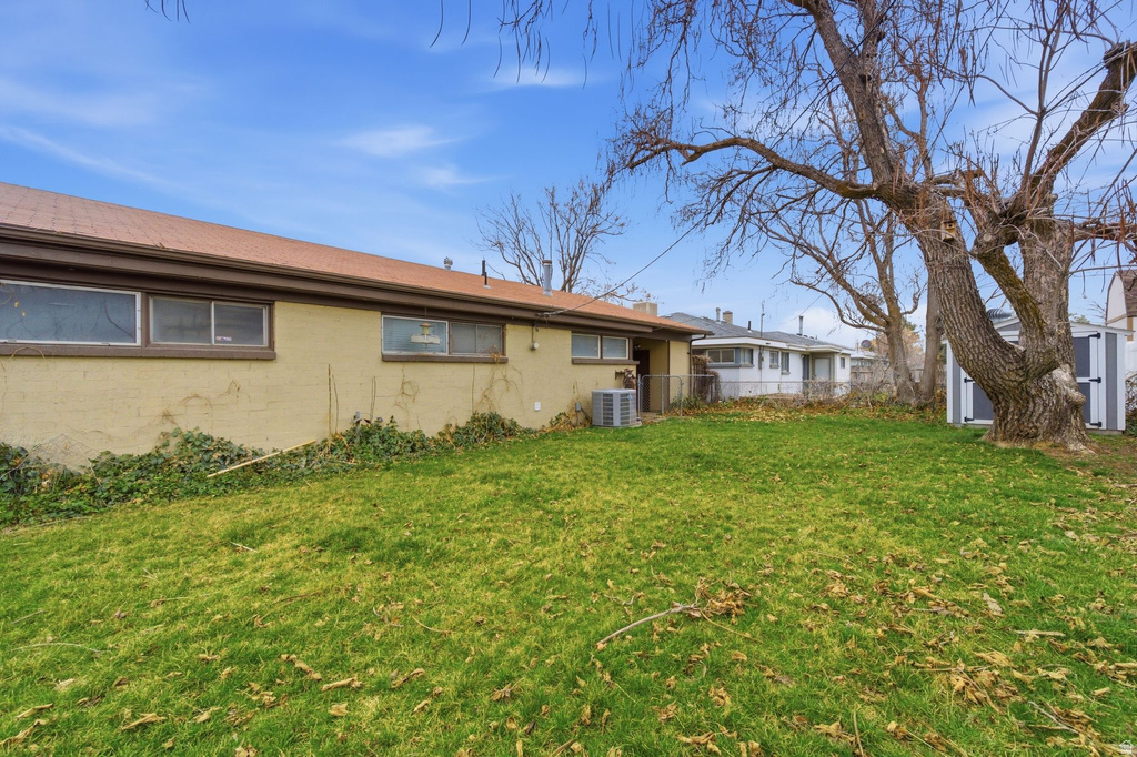 1619 S 700 W Woods Cross, UT 84087