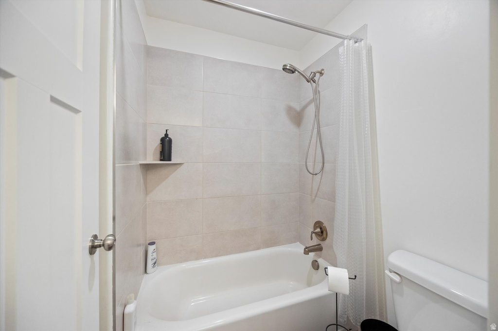 855 N GLENEAGLES CT Tooele, UT 84074