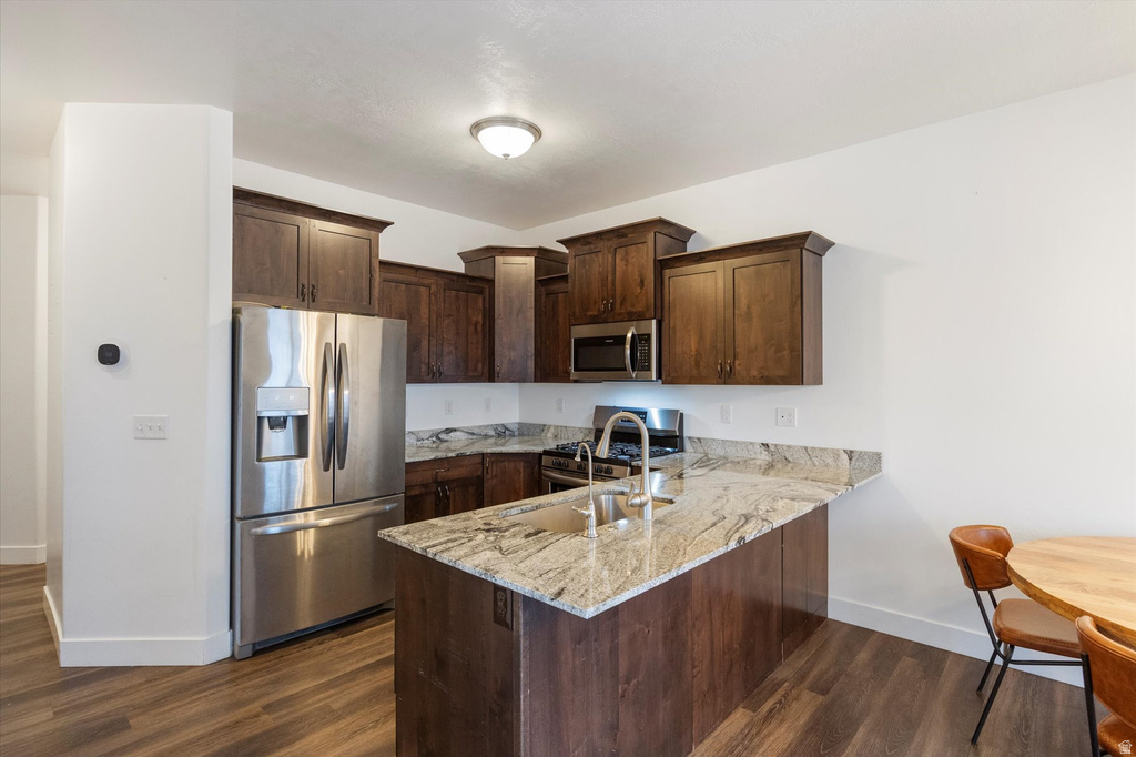 855 N GLENEAGLES CT Tooele, UT 84074