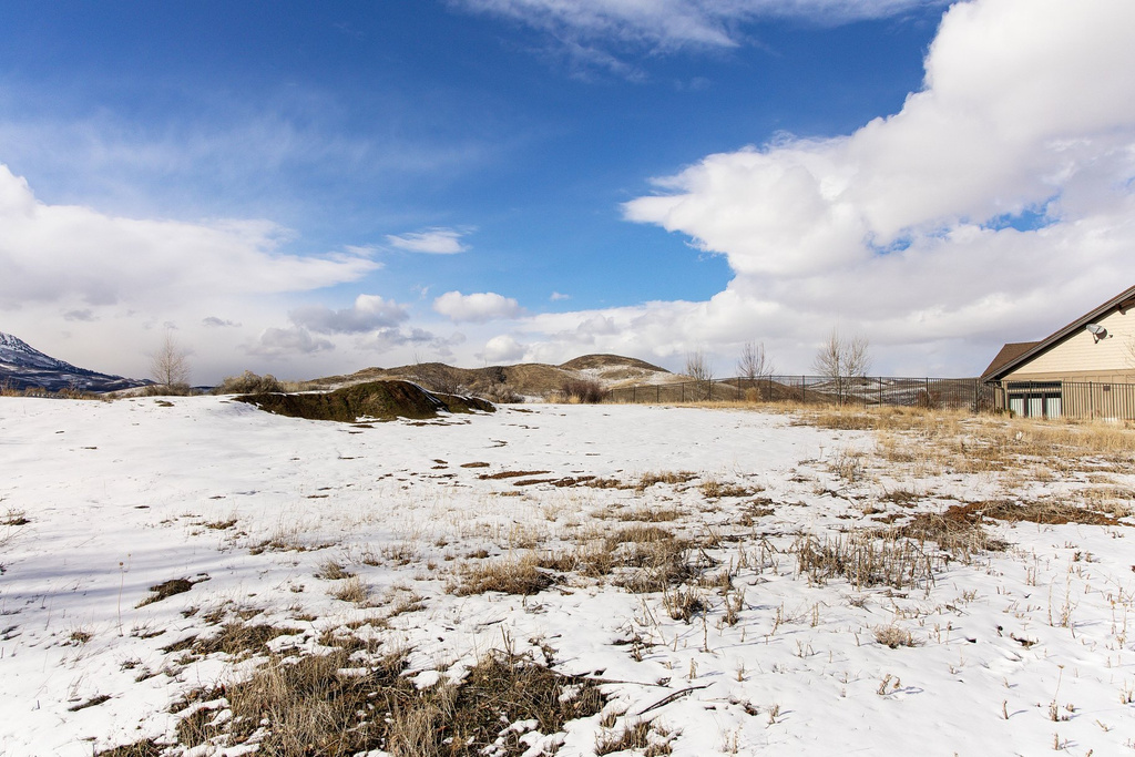 6363  WILLOW CREEK RD Mountain Green, UT 84050