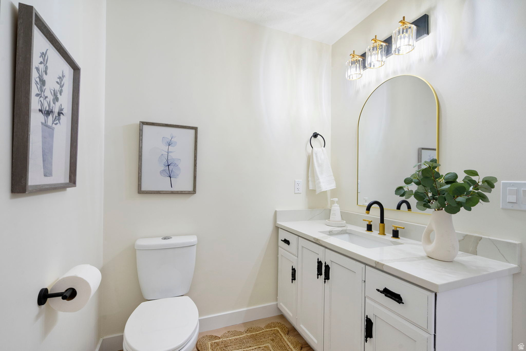 1549 N 400 W Centerville, UT 84014