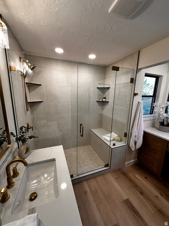 1549 N 400 W Centerville, UT 84014