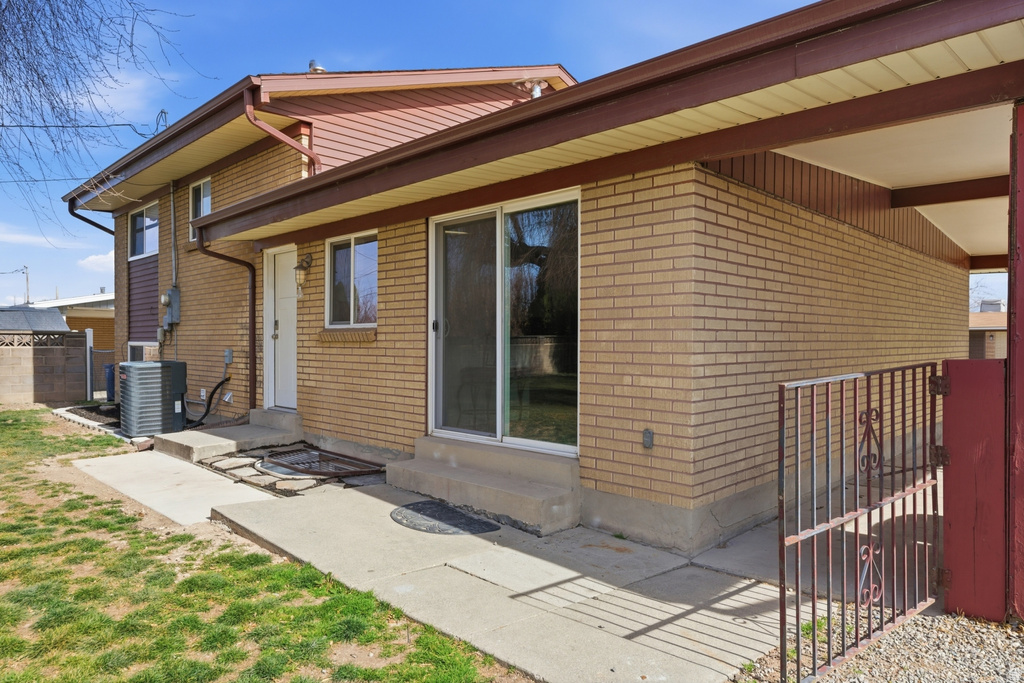 4332 S 4710 W West Valley City, UT 84120