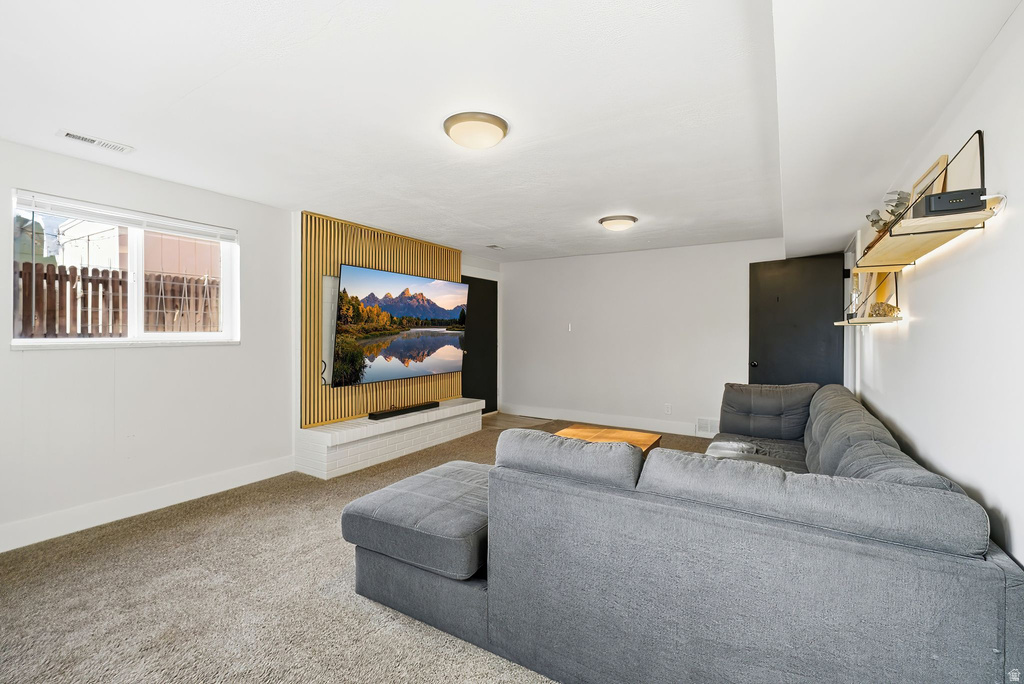 683 E 100 N Bountiful, UT 84010