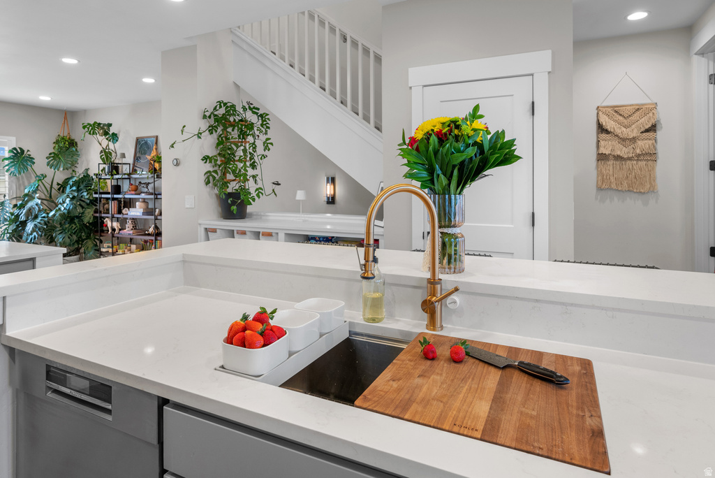 5299 W BOWSTRING WAY South Jordan, UT 84009