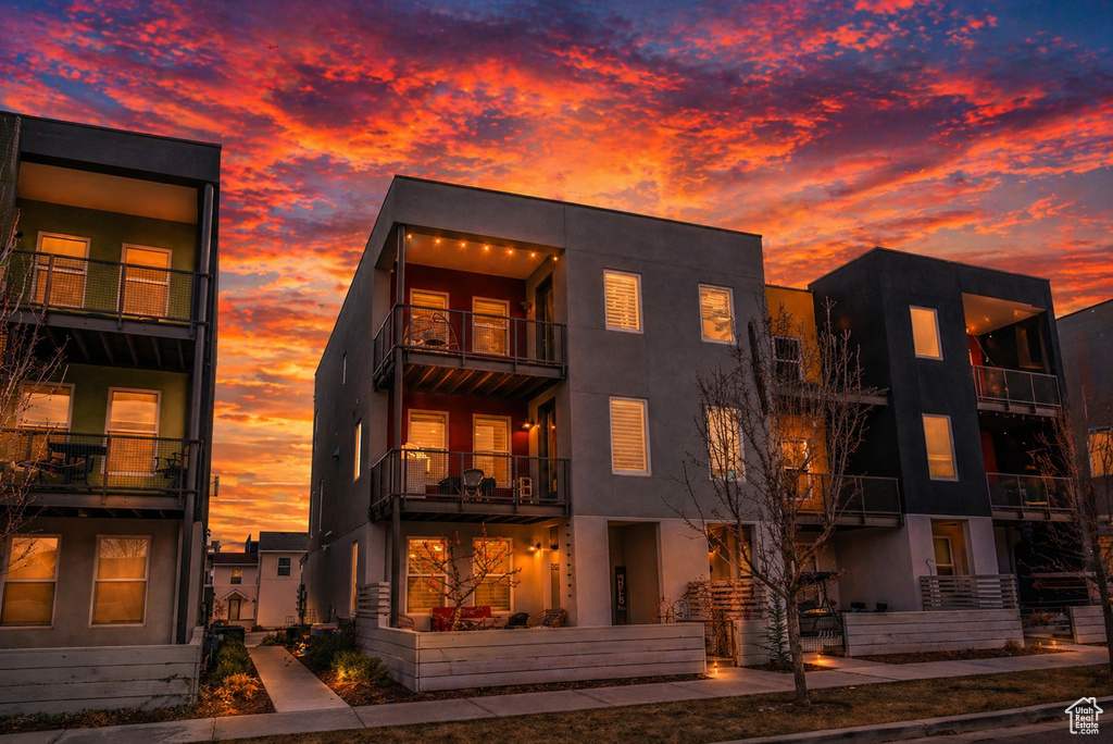 5299 W BOWSTRING WAY South Jordan, UT 84009
