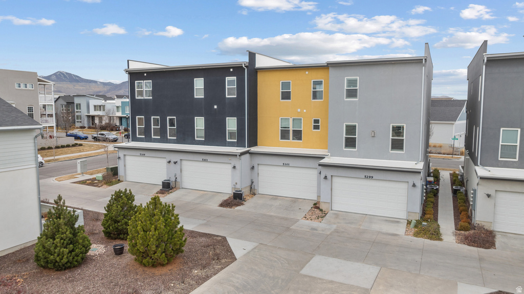 5299 W BOWSTRING WAY South Jordan, UT 84009