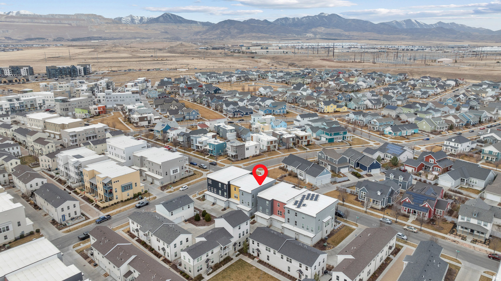 5299 W BOWSTRING WAY South Jordan, UT 84009