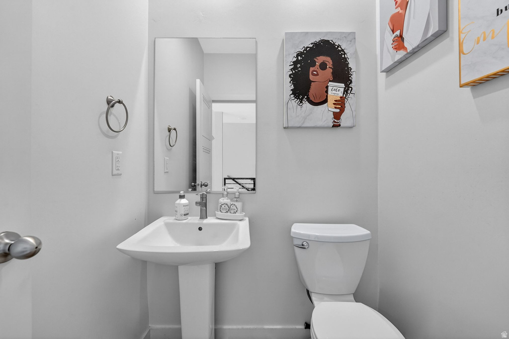 127 W HARVEST VILLAGE LN Saratoga Springs, UT 84045