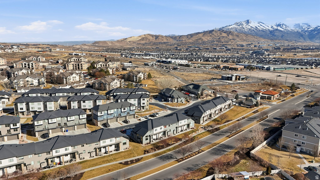 127 W HARVEST VILLAGE LN Saratoga Springs, UT 84045