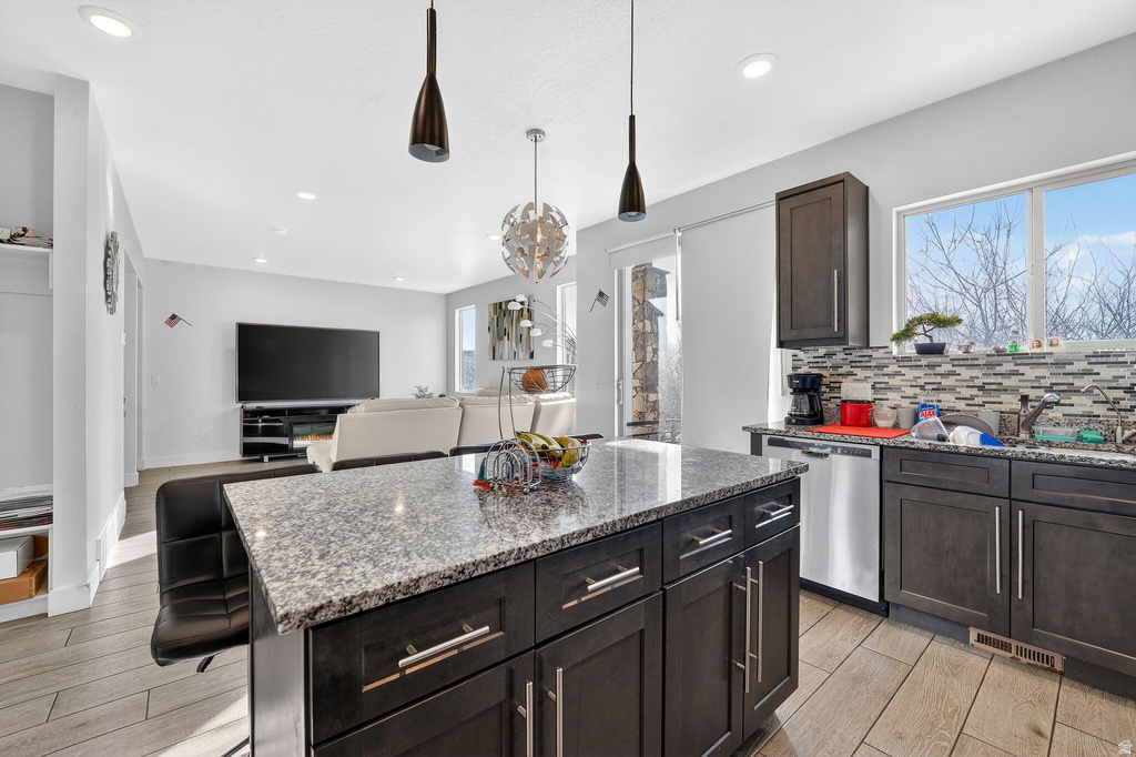 127 W HARVEST VILLAGE LN Saratoga Springs, UT 84045