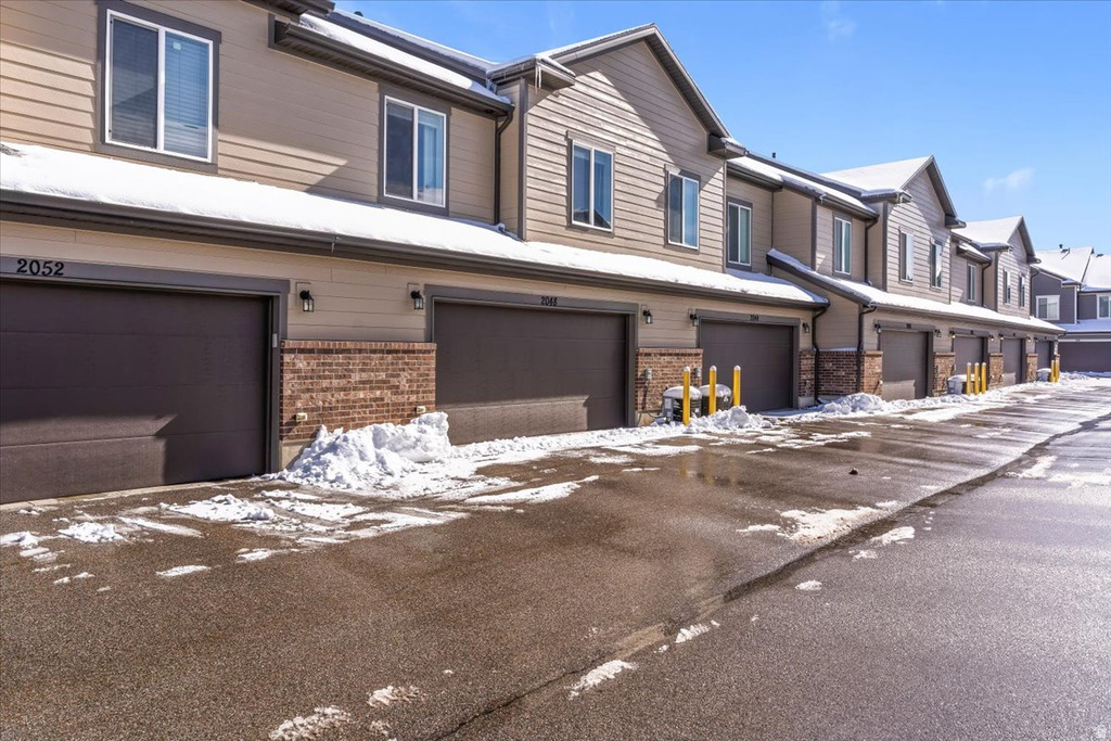 2048 N 350 E North Logan, UT 84341