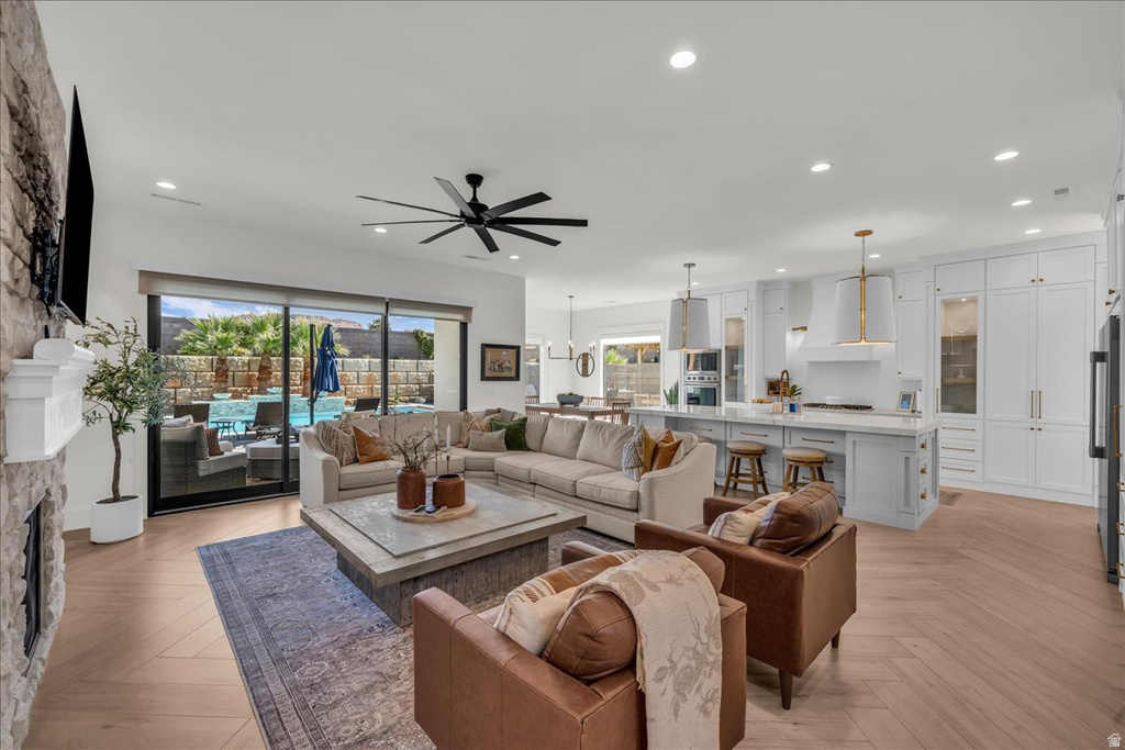 2909 S KATE LN Washington, UT 84780