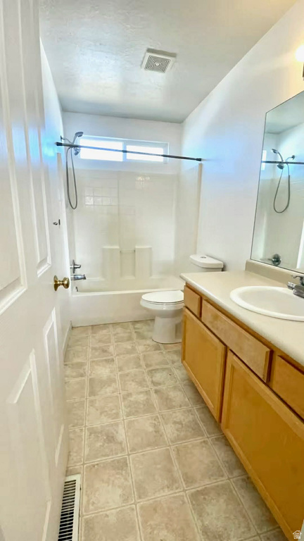 152 W REGATTA LN Stansbury Park, UT 84074