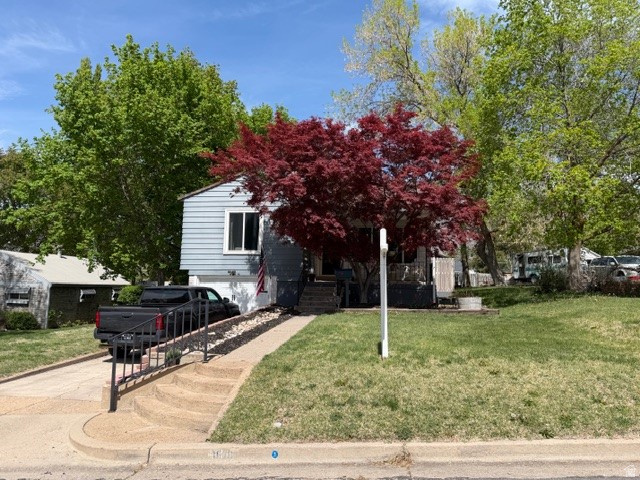 1670 SWAN ST Ogden, UT 84401