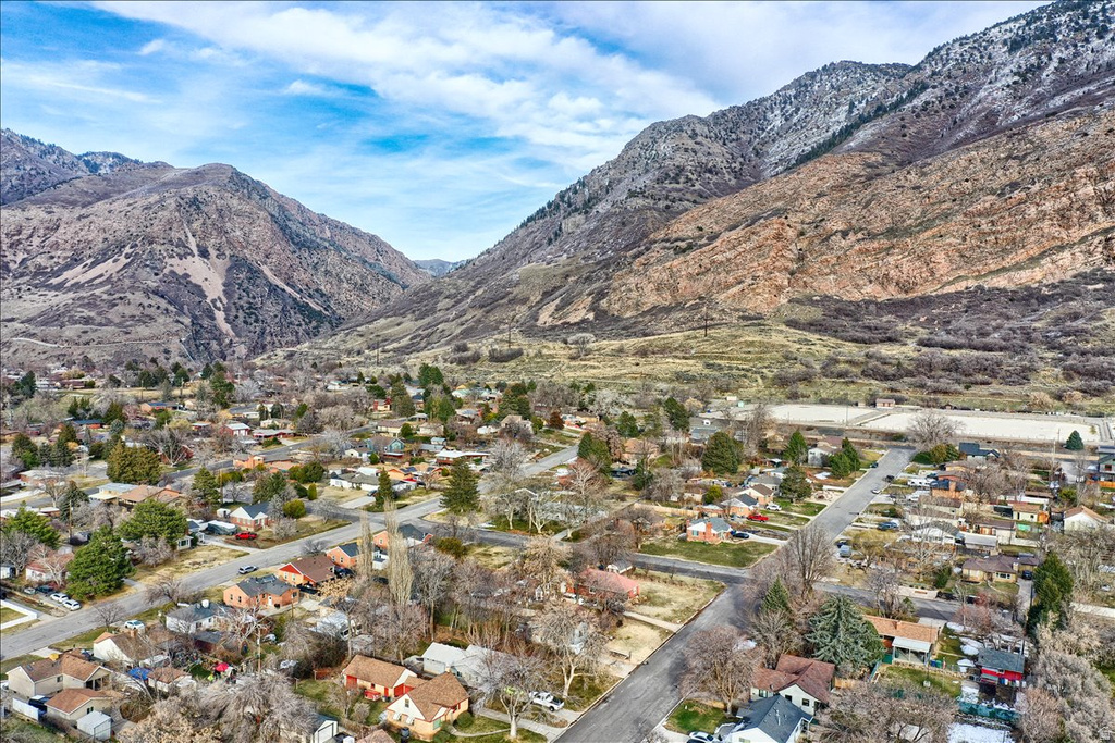 1670 SWAN ST Ogden, UT 84401