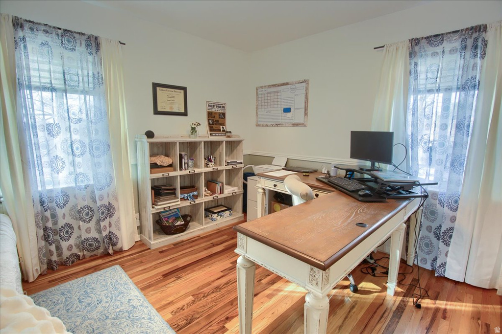 1670 SWAN ST Ogden, UT 84401