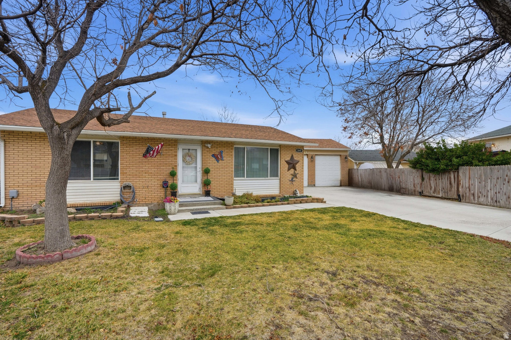 3847 S WESTGATE CIR Magna, UT 84044