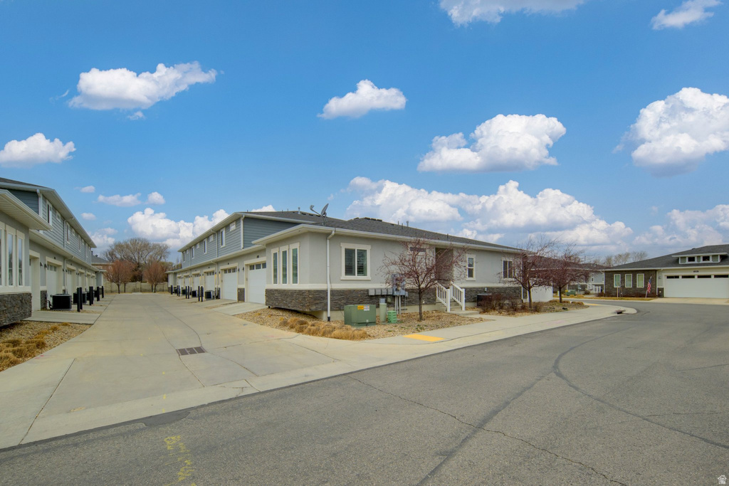 1383 W BRIDAL VEIL DR Riverton, UT 84065