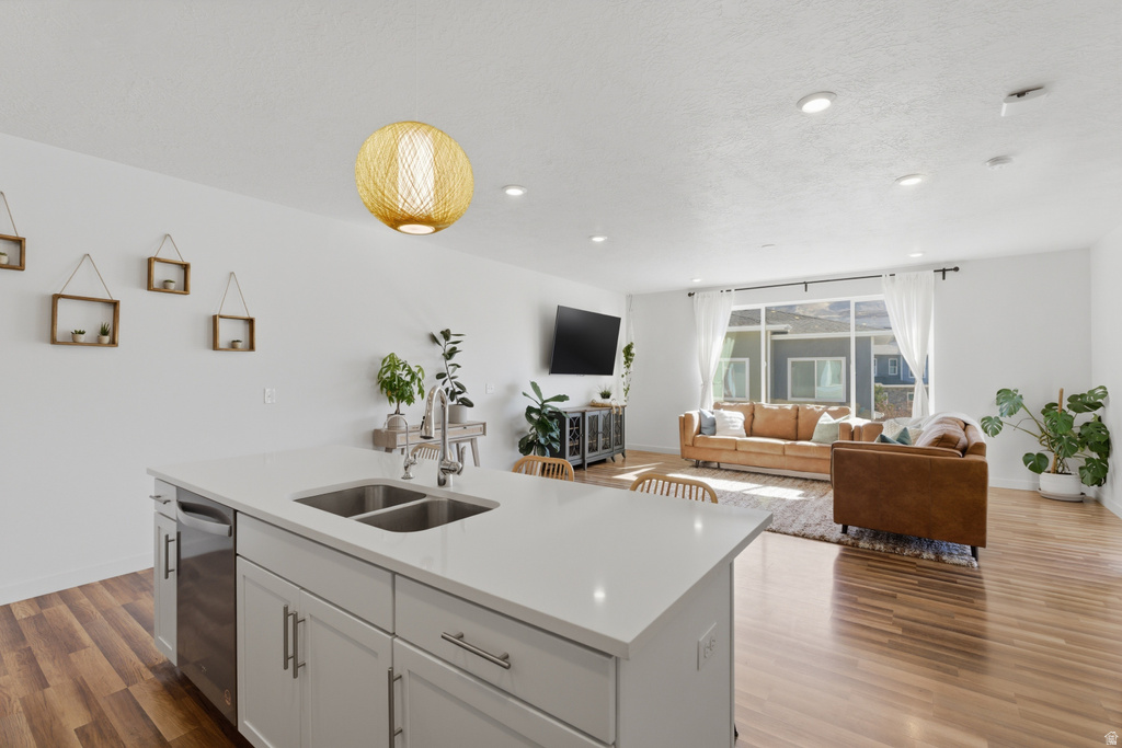 1048 W AZUL MEADOWS WAY Bluffdale, UT 84065