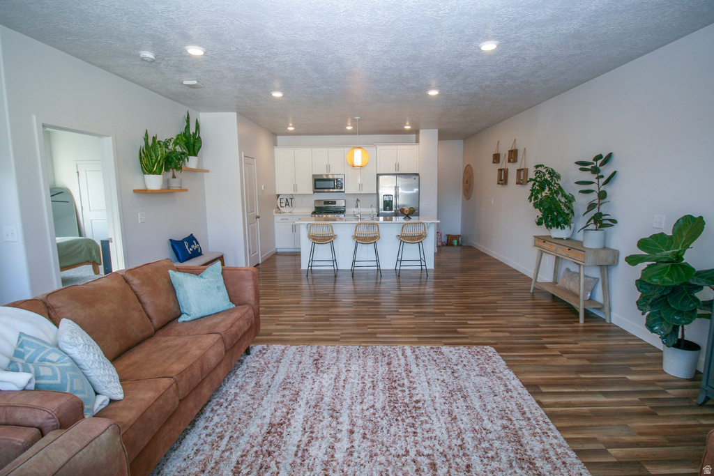 1048 W AZUL MEADOWS WAY Bluffdale, UT 84065