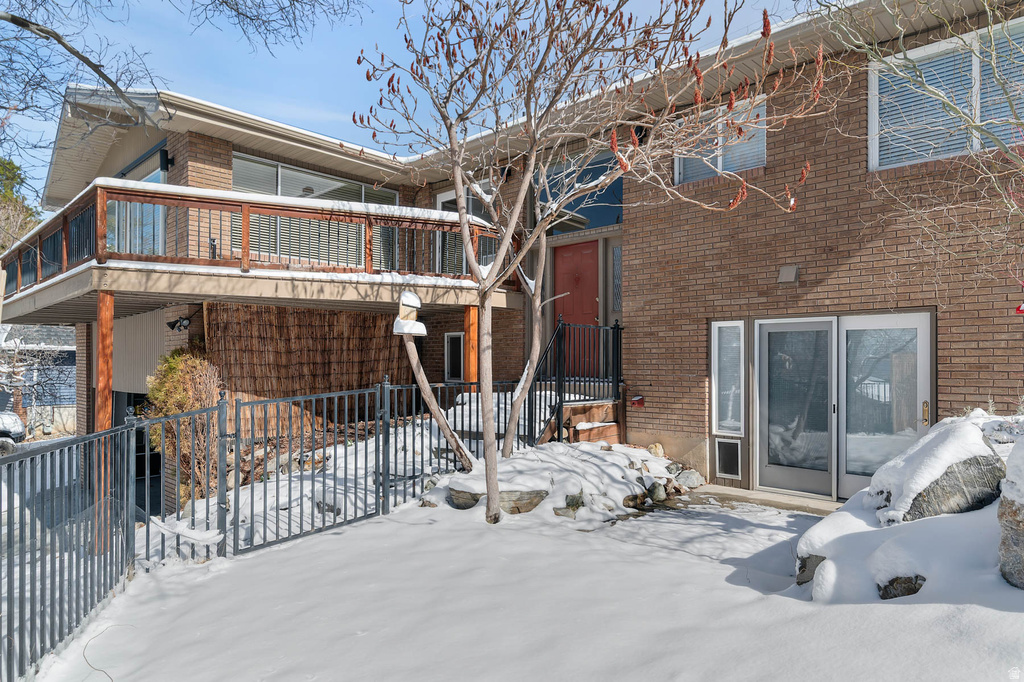 8535 S TOP OF THE WORLD CIR Salt Lake City, UT 84121