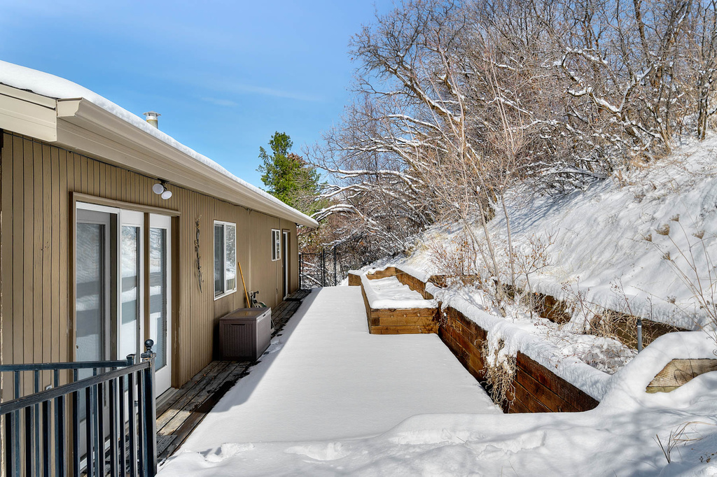 8535 S TOP OF THE WORLD CIR Salt Lake City, UT 84121