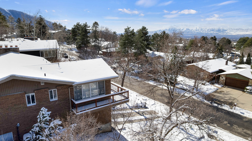 8535 S TOP OF THE WORLD CIR Salt Lake City, UT 84121