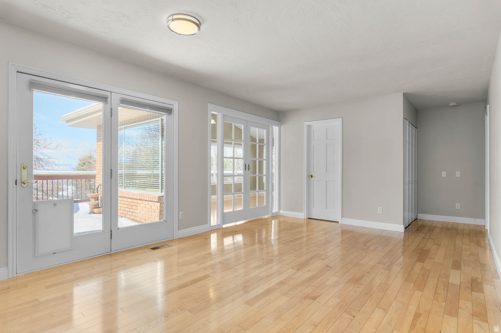 8535 S TOP OF THE WORLD CIR Salt Lake City, UT 84121